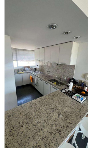 Departamento En Venta Exclusivo De 3 Dormitorios Pichincha