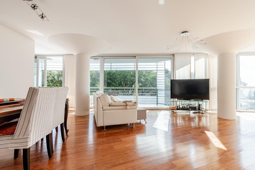 Excelente Departamento De 5 Ambientes Con Vista Al Puerto De Olivos.