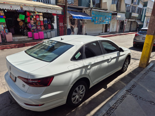 Volkswagen Jetta 1.4 T Tredline MT