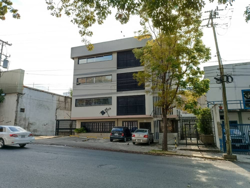 Venta Edificio De Uso Industrial, Comercial Y Residencial. Boleíta Norte. Yy