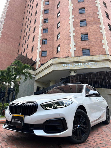 Imagen 2 de 11 de Bmw 118i 1.5