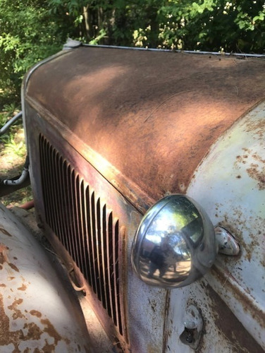 Ford V 8 1932