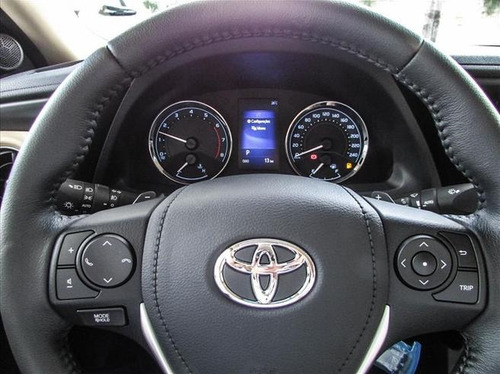Toyota Corolla 2.0 16v Altis Flex 4p