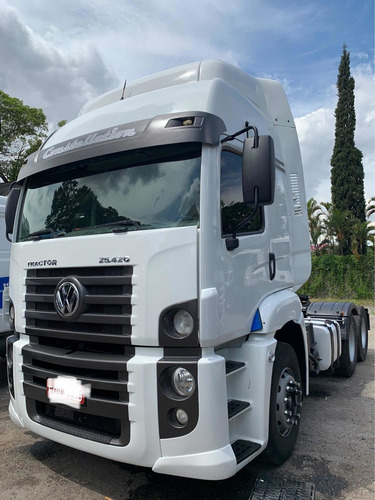 Imagem 4 de 15 de Vw 25420 6x2 Vtronic Teto Auto Completo