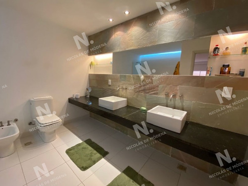 Imagen 16 de 29 de Apartameto En Plena Peninsula De 3 Domitorios 3 Baños Mas Toilete. Consulte !!!! - Punta Del Este Peninsula