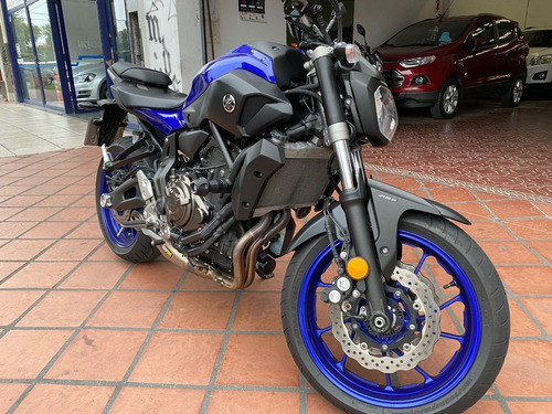 Imagen 8 de 15 de Yamaha Mt 07 Vtv 12.000km 2017 Sistema Akrapovic Impecable