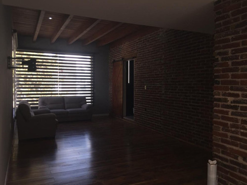 Imagen 19 de 26 de Casa En Venta En Privada Sobre Calle En Metepec