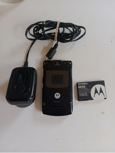 Imagen 1 de 4 de Celular Motorola V3 Funciona Perfecto Hay Que Compra Bateria