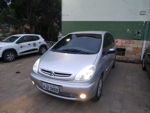 Imagem 13 de 15 de Citroën Xsara Picasso 2005 2.0 Glx Aut. 5p