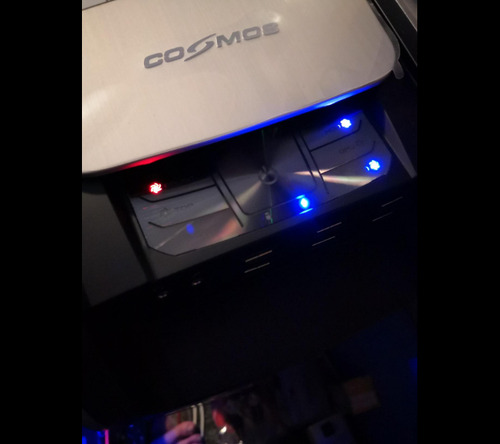 Gabinete Coolermaster Cosmos Ii Ultra Tower Edición Limitada Plateado