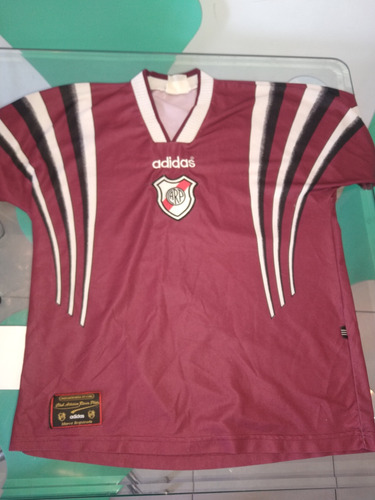 Camiseta River Plate 1996 Tercera (homenaje Al Torino)