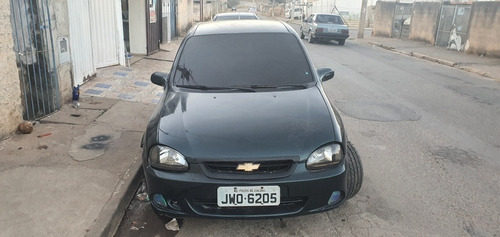 Imagem 3 de 7 de Chevrolet Corsa Sedãn 97 Sedãn