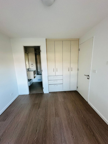 Centrico Departamento 1d1b En Edificio Ochagavia