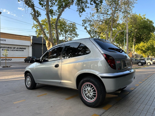 Imagen 3 de 8 de Chevrolet Celta Ls 1.4 N 8v 3ptas Ab Abs 75.000km