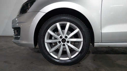 Volkswagen Vento 1.6 HIGHLINE TIPTRONIC