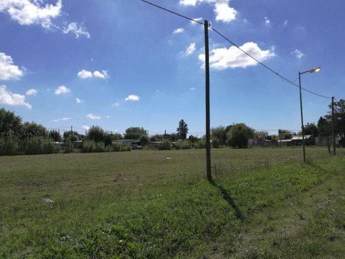 Imagen 3 de 5 de Lotes En Venta En Los Hornos. 68 Y 157