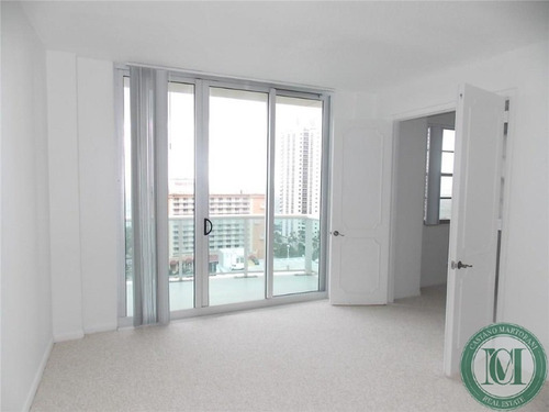 Imagem 6 de 10 de Apartamento - Ap00397 - 68078142