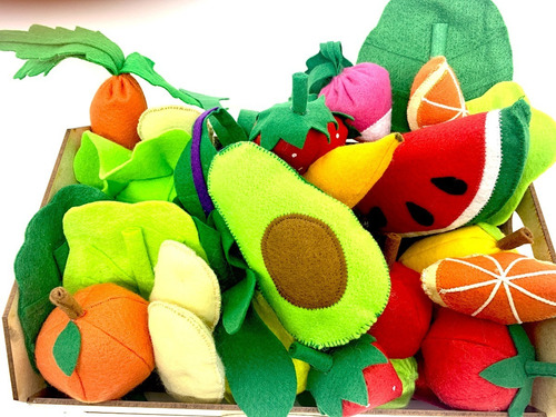 Imagem 4 de 6 de Comidinha Feltro Kit Pedagógico Frutas Legumes No Caixote Gr