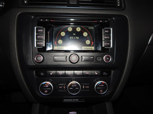 Volkswagen Jetta 2.0 Tsi Highline 4p