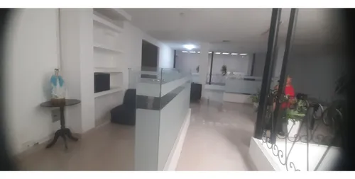 Arriendo Edificio 3 Piso En Versalles