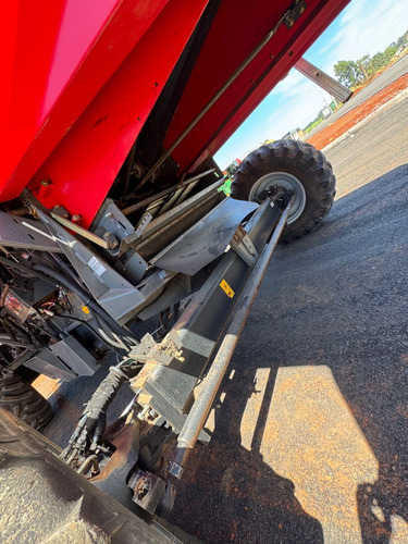 Colheitadeira Massey Ferguson 32 Ano 2012