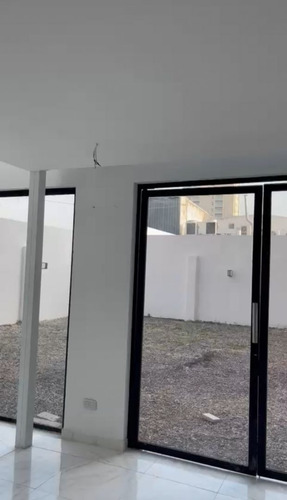 Imagen 9 de 18 de Local En Alquiler En Muñiz