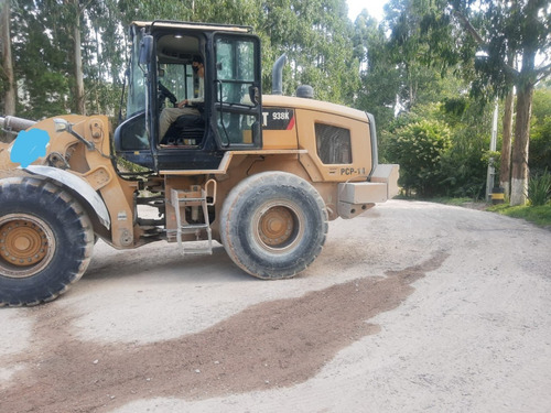 Imagem 3 de 7 de Pá Carregadeira Caterpillar 938k, Ano 2016