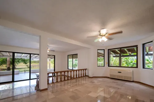 Casa En Venta Y Renta En Pok Ta Pok, Zona Hotelera, Cancún