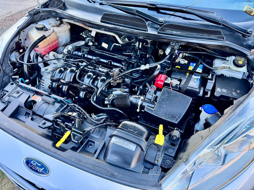 Ford Fiesta Kinetic 1.6 Se Plus Powershift 120cv