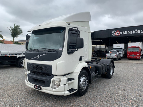 Imagem 1 de 15 de Volvo Vm 330 Ano 2015 Ishift Com Ar Condicionado Abaixo Fip