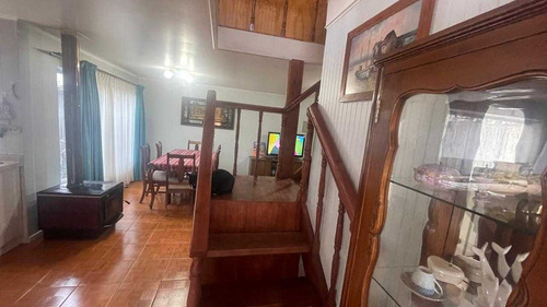 Vendo Amplia Propiedad En Calle Balmaceda (68717)