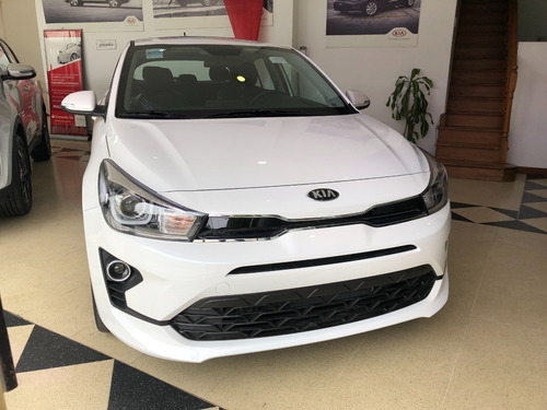 Imagen 4 de 21 de Kia Rio 2022 Sx At