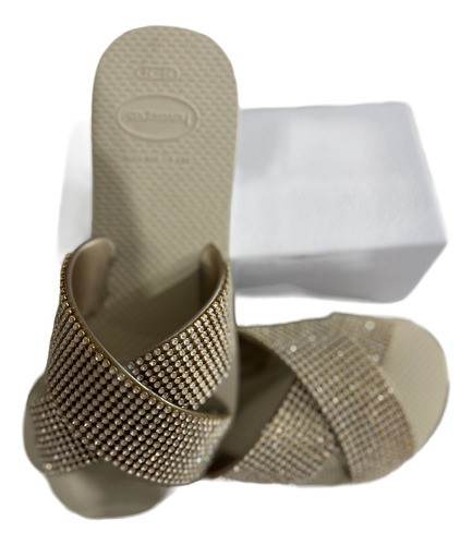Havaianas Customizada Luxo Com Strass Tamanho 35/36