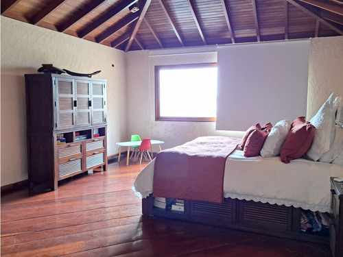 Vendo Casa En Calle Cerrada 550m2 Oripoto 5479