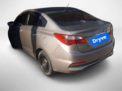 Imagem 4 de 12 de Hyundai Hb20s Edicao Comemorativa 5 Anos 1.0 12v Flex
