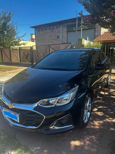 Chevrolet Cruze 1.4T LT MT