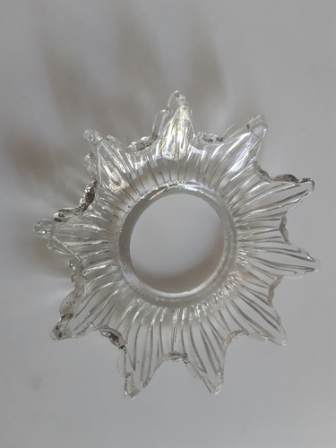 Taza De Vidrio Antigua Para Araña De Bronce (Usado)