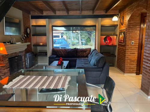 Venta Chalet En 2 Plantas Sobre 660 M2 En Country Club Banco Provincia