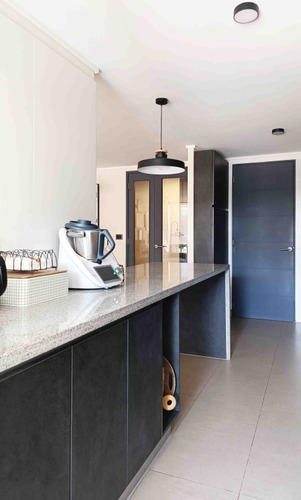 Depto 3 Dorm, 3 Baños, Vista Despejada, Amplio Balcón, Ñuñoa
