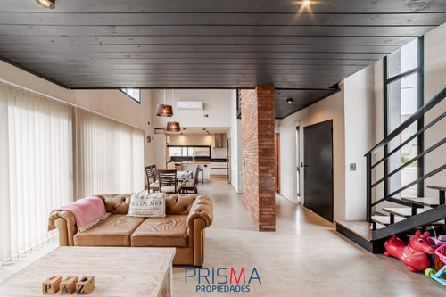 Imagen 2 de 27 de Comarca De Allende . Casa En Venta . Planta Baja . Lote De 440 M2