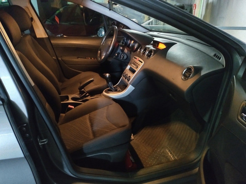Peugeot 308 1.6 Active 2014