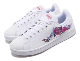 tenis adidas blancos con flores