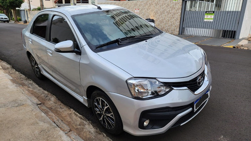 Toyota Etios 1.5 16v Platinum Aut. 4p