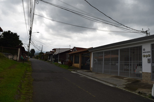Imagen 20 de 20 de Apartamento Tipo Casita En Residencial Santa Isabel, San Pablo De Heredia. A 500 Mts Gimnasio Power Fit, Cerca De Supermercados, Trasporte Publico Y Comercio General