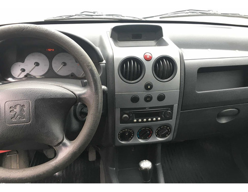 Imagen 14 de 14 de Peugeot Partner 2011 1.6 Hdi Furgon Confort