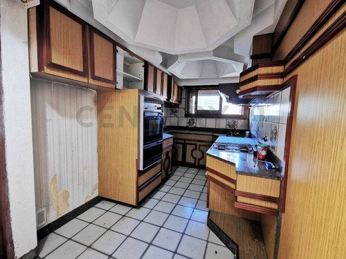 Imagen 8 de 25 de Casa En Venta En La Plata