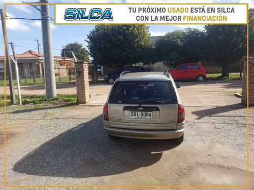 Chevrolet Corsa Wagon 2010 Beige 5 Puertas