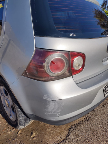 Volkswagen Golf 1.6 Conceptline