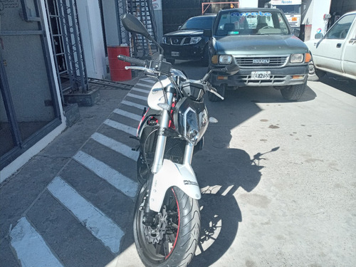 Benelli Tnt 302 S Naked Urbana Deportiva Abs 0km