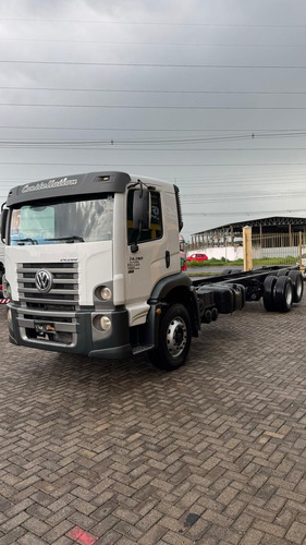 Vw 24280 Ano 2015 Com Ar Condicionado